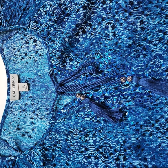 Catherines 3X NWT Tunic Top Tassel Tie Blue Paisley Sequin Pintucks Sleeves Boho - Picture 4 of 10